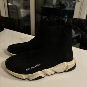 Pre loved - designer SPEED sneaker